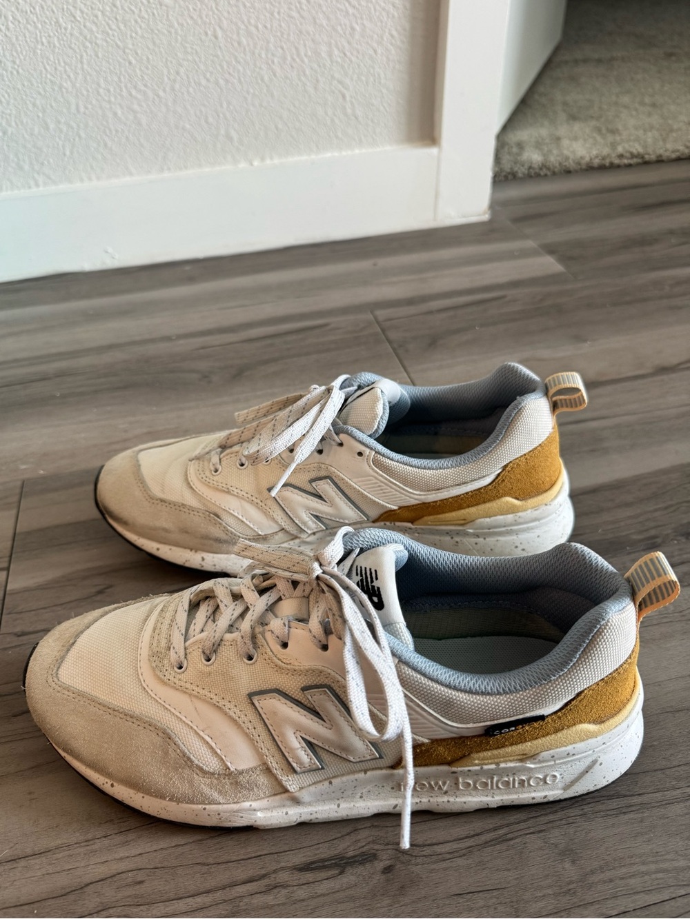 New Balance 997H Sneakers - Picture 5 of 7